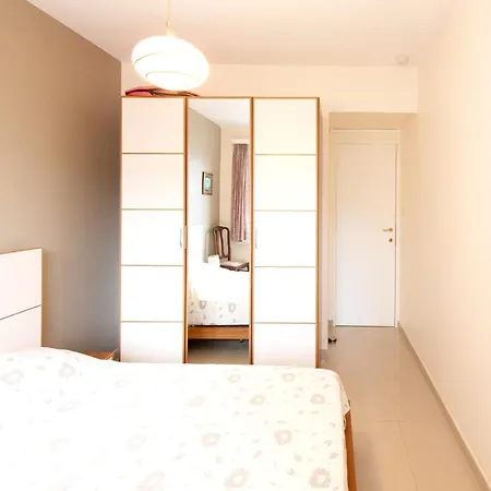 In By The 米德尔克尔克